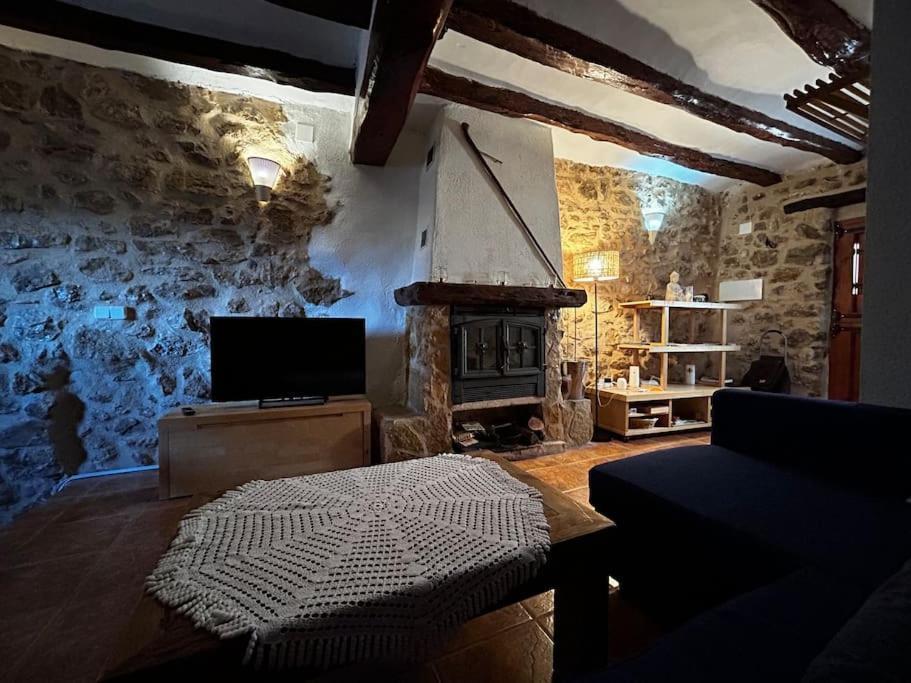 Rural Stone House With Wood Fireplace Holiday home *